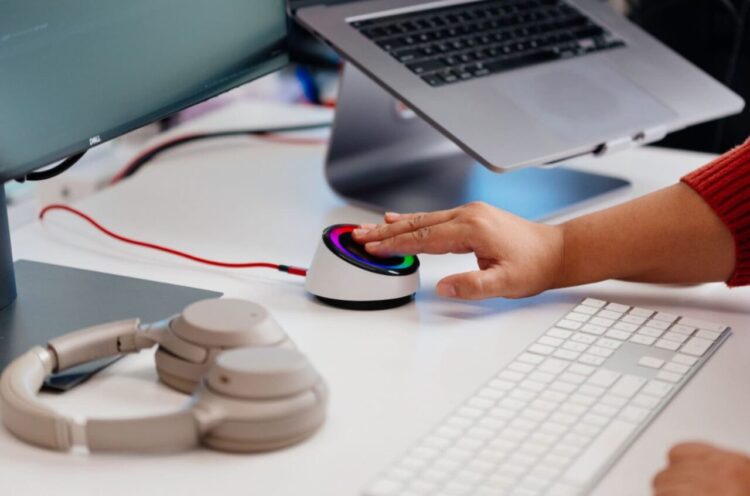 Smart Tech: Boosting Your Productivity