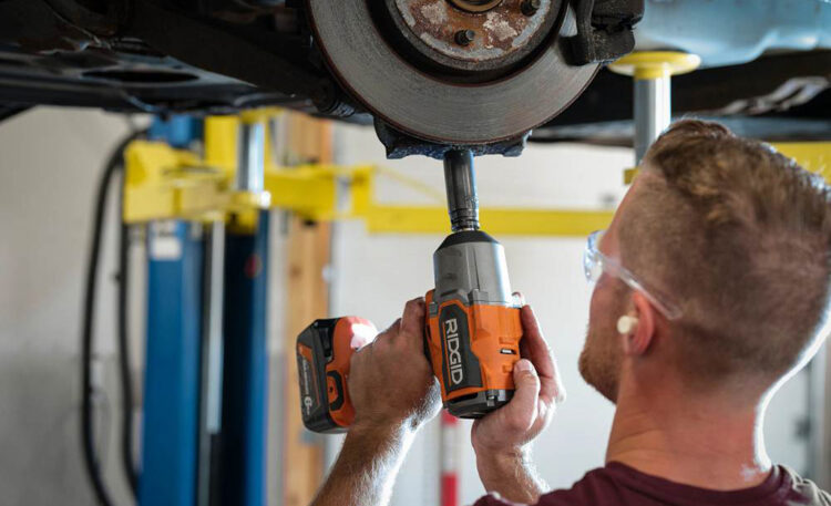 Your Essential Car Maintenance Toolkit: Tools That Save Time and Money